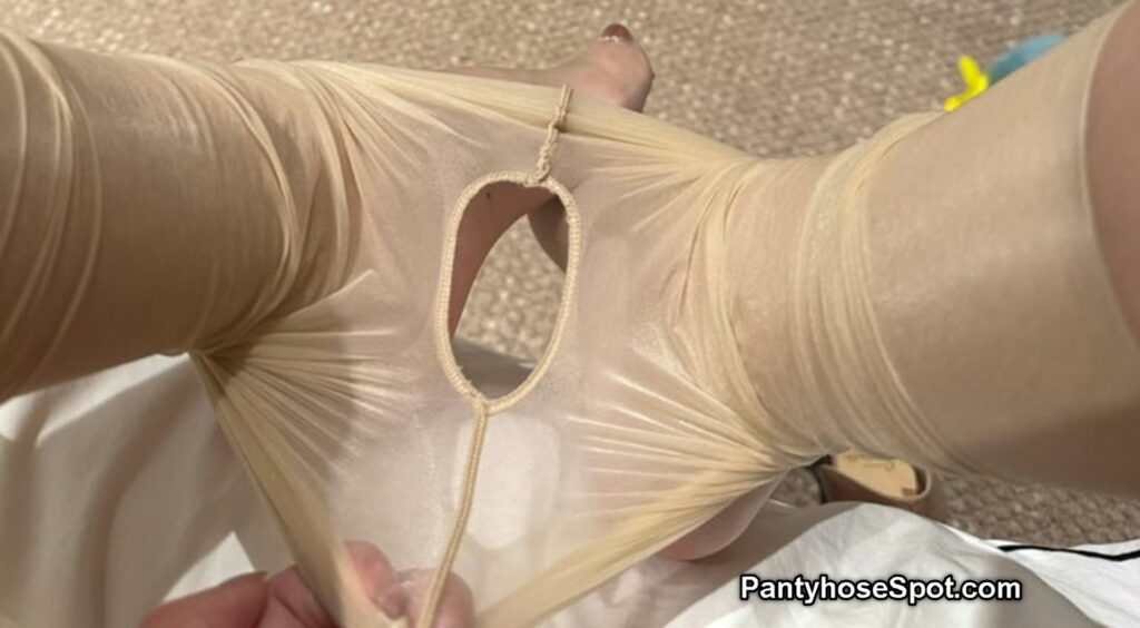 Nylon Feet - Pantyhose Sole - Pantyhose Feet