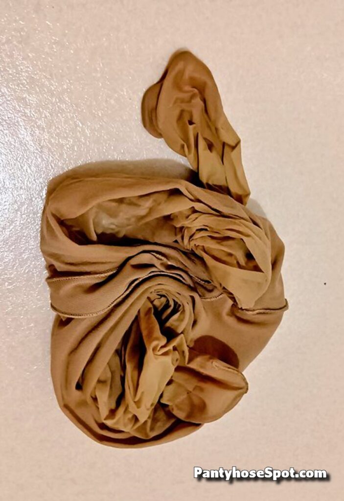 Worn Pantyhose and Used Pantyhose